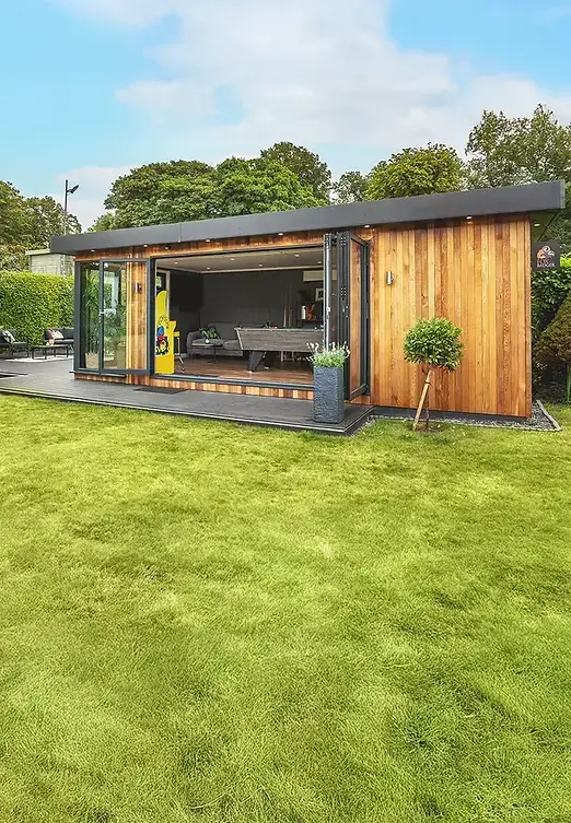 Garden Bar and Lounge